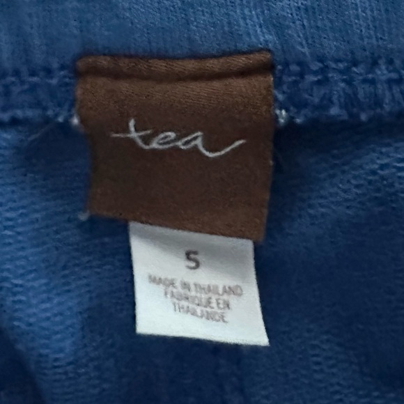 Drawstring Shorts - Picture 3 of 5